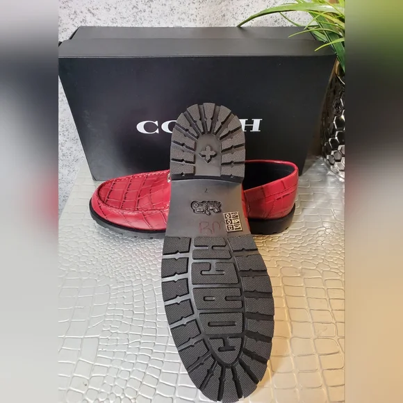 Coach NWB Joselyn Embossed Croc Loafers Dark Ruby Size 7B - Picture 14 of 16